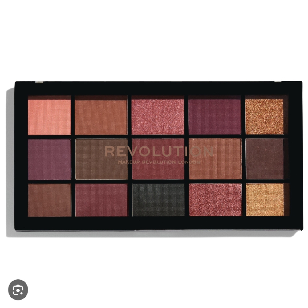 POC-friendly! Revolution Reloaded Newtrals 3 eyeshadow palette